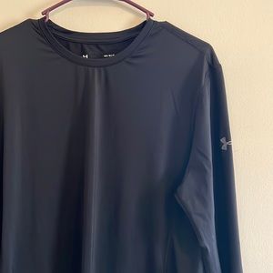 Under Armour quarter sleeve t-shirt